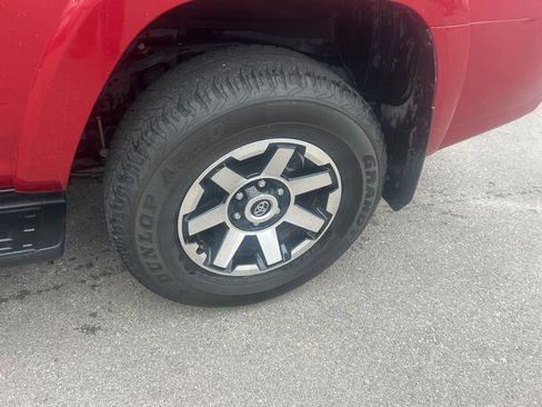 Used 2024 Toyota 4Runner TRD Off-Road image 8