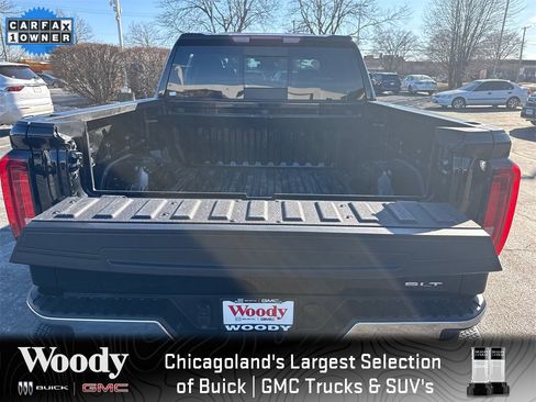 Used 2023 GMC Sierra 1500 SLT w/ SLT Premium Package image 34