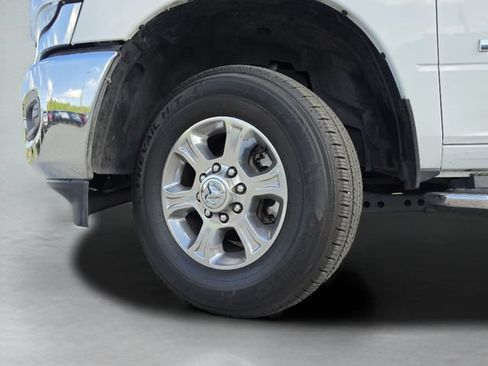 Used 2024 RAM 3500 Big Horn AWD/4WD image 40