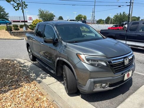 Used 2017 Honda Ridgeline RTL-E image 3