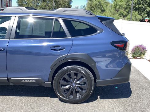 Certified 2025 Subaru Outback Onyx Edition AWD/4WD image 4
