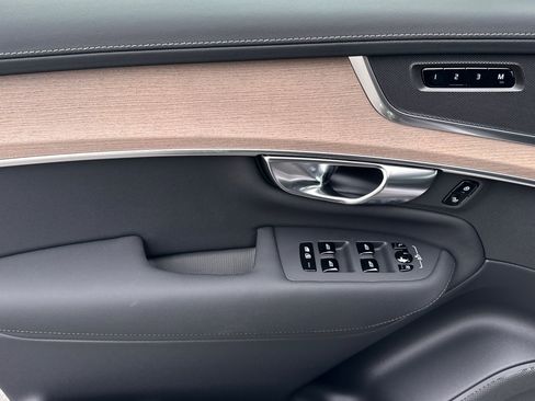 New 2026 Volvo XC90 B5 Plus w/ Protection Package image 10