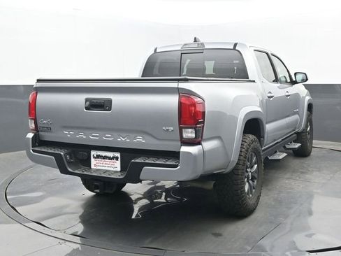 Used 2023 Toyota Tacoma SR5 w/ Technology Package image 6