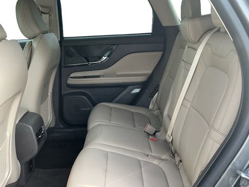 Certified 2024 Lincoln Corsair FWD image 21