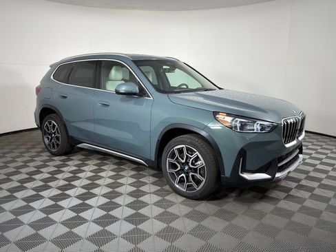 Used 2026 BMW X1 xDrive28i w/ Technology Package AWD/4WD image 6