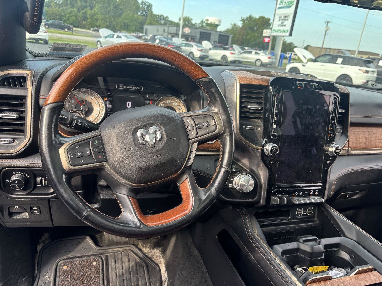 Used 2020 RAM 1500 Longhorn AWD/4WD image 3