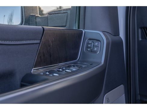 Used 2025 Ford F350 Lariat image 20