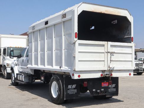 Used 2023 Ford F650 2WD Crew Cab Super Duty image 7