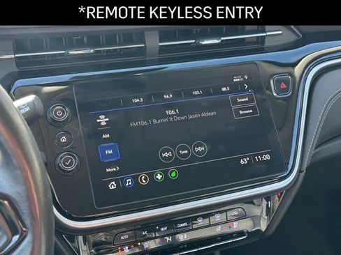 Used 2023 Chevrolet Bolt EUV LT w/ Convenience Package image 9