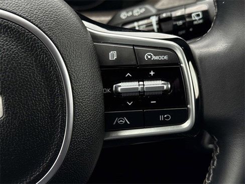 Used 2023 Kia Sorento S w/ Panoramic Sunroof Package image 24