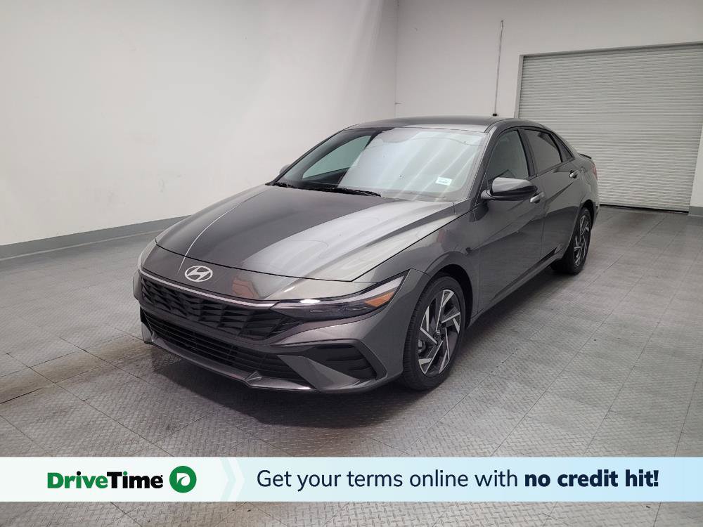 Used 2025 Hyundai Elantra Sport FWD image 1