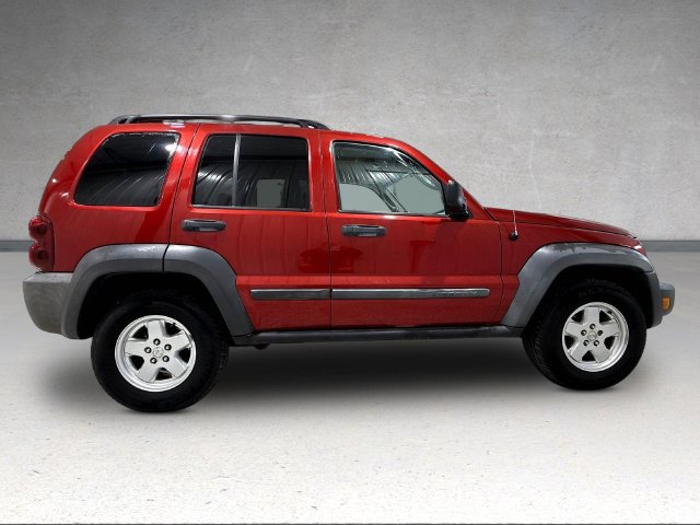 Used 2007 Jeep Liberty Sport AWD/4WD image 6