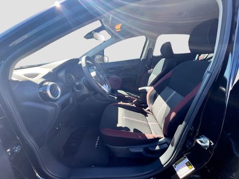 New 2025 Nissan Versa SR w/ Trunk Package image 21