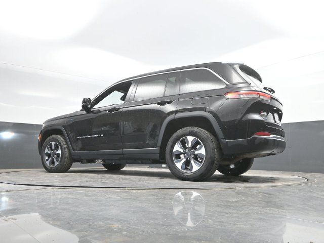 Used 2024 Jeep Grand Cherokee Limited 4xe AWD/4WD image 53