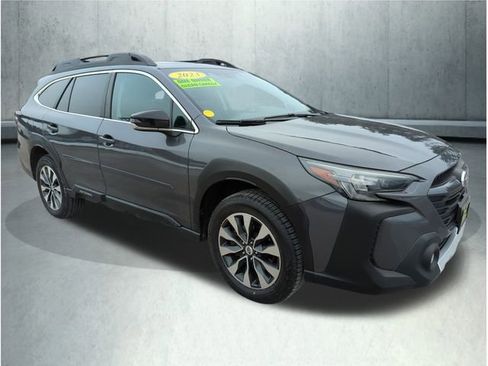 Used 2023 Subaru Outback Limited image 8