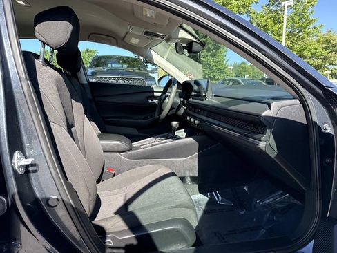 Certified 2023 Honda Accord LX image 20