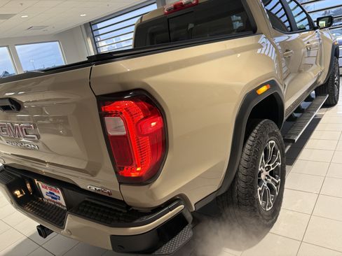Used 2024 GMC Canyon AT4 w/ AT4 Premium Package image 6
