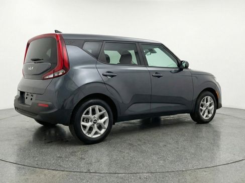 Used 2025 Kia Soul LX w/ LX Technology Package image 7