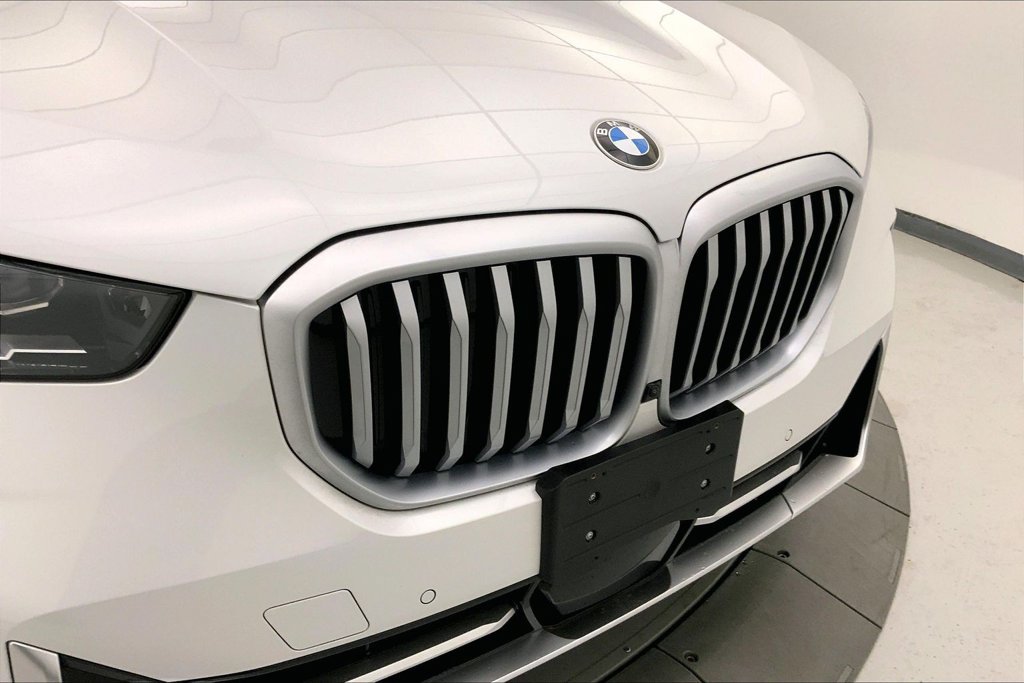 Used 2026 BMW X5 xDrive40i w/ Climate Comfort Package AWD/4WD image 29
