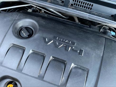 Used 2017 Toyota Corolla L image 34