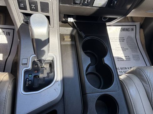 Used 2008 Toyota Sequoia Limited AWD/4WD image 37