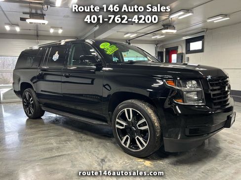 Used 2020 Chevrolet Suburban LT image 1