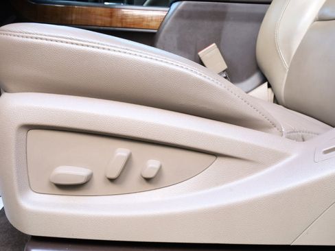 Used 2016 GMC Sierra 2500 SLT w/ Snow Plow Prep Package image 26