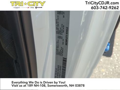 New 2025 RAM 5500 Tradesman image 27