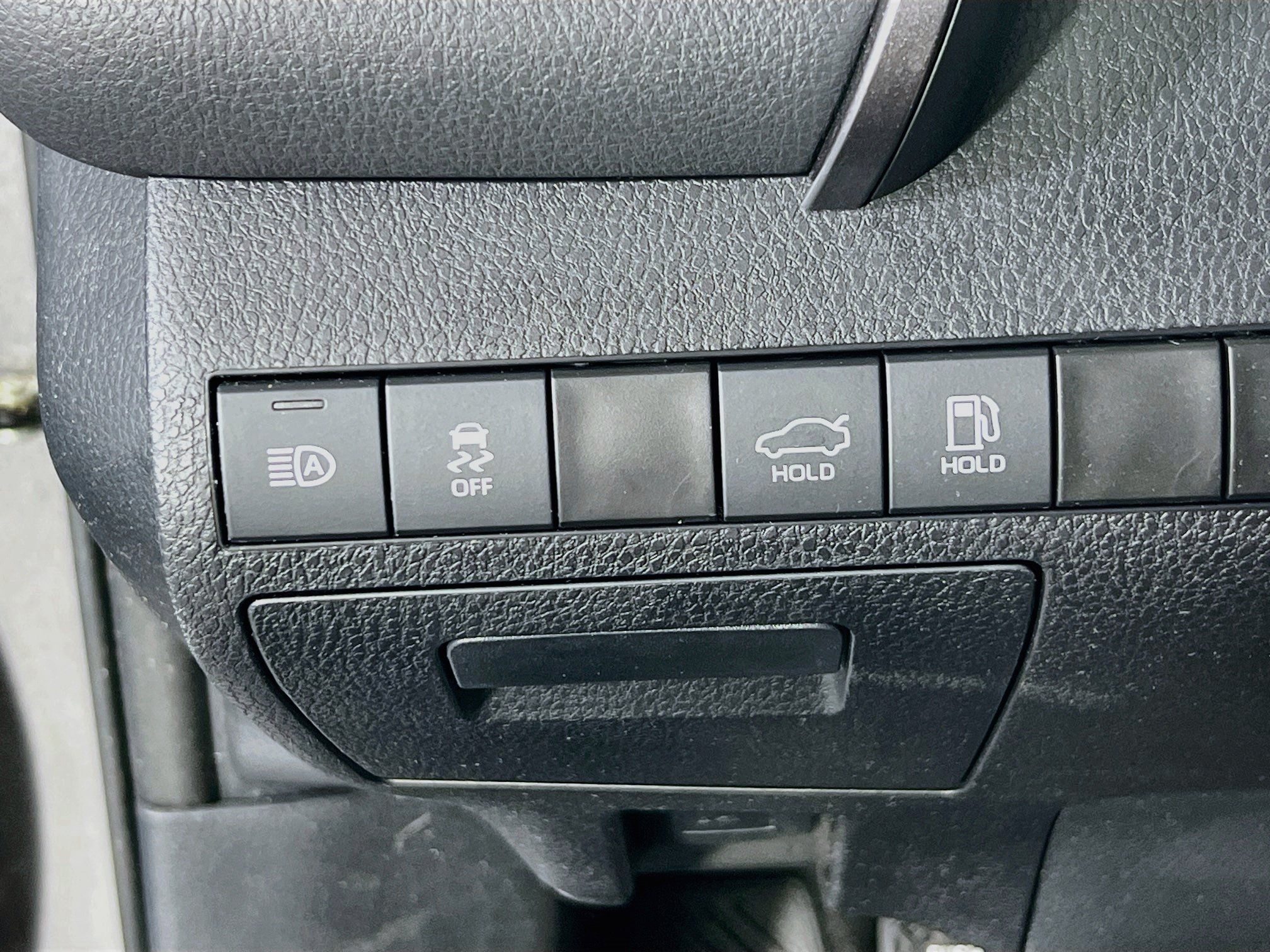 Used 2023 Toyota Camry LE FWD image 10