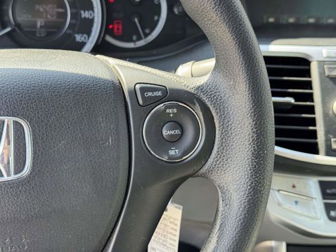 Used 2014 Honda Accord LX image 19