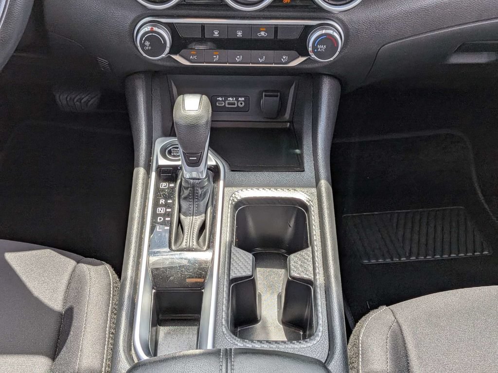 Used 2025 Nissan Sentra SV FWD image 18