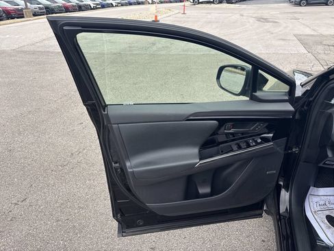 Certified 2023 Subaru Solterra AWD image 18