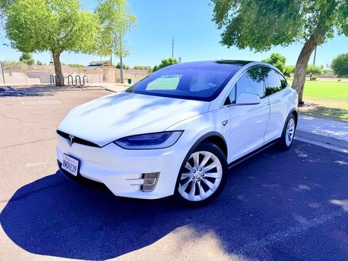 Used 2018 Tesla Model X 100D AWD/4WD image 1