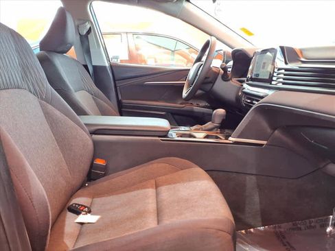 Used 2025 Toyota Camry LE image 22