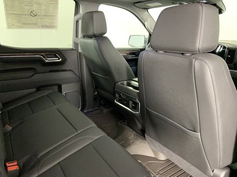 Used 2025 GMC Sierra 1500 SLT w/ SLT Premium Plus Package image 30