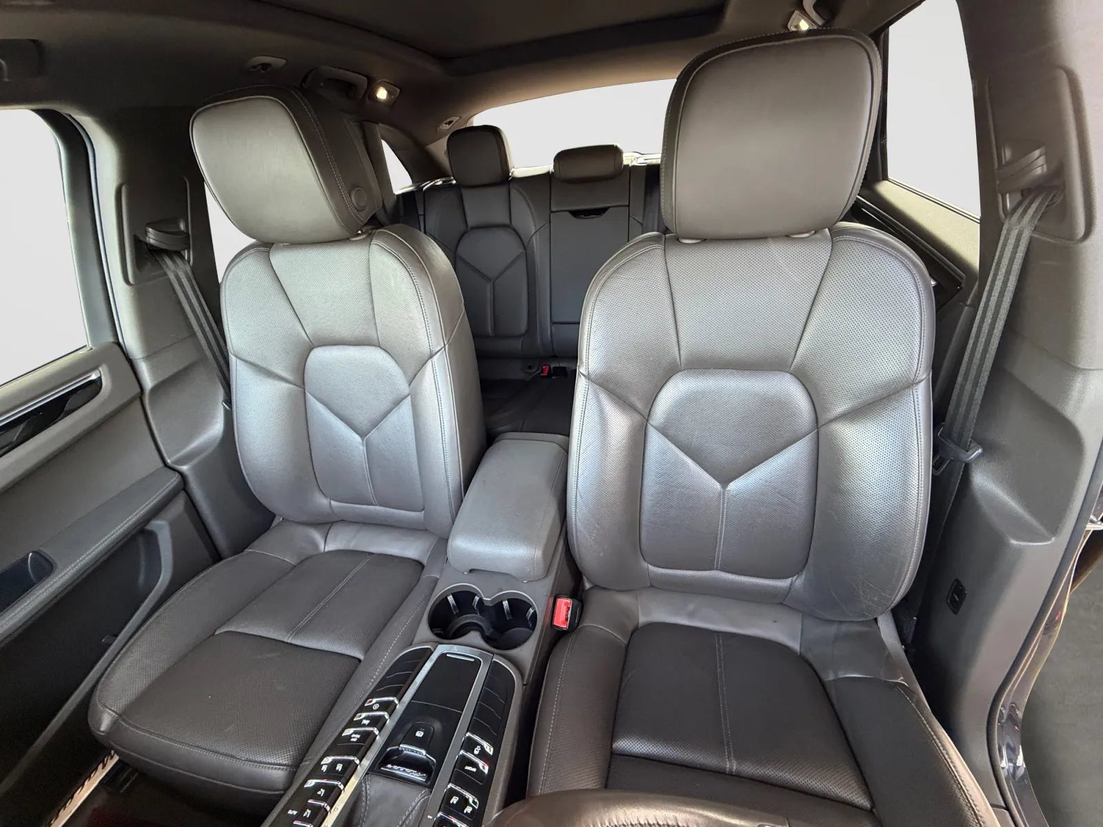 Used 2017 Porsche Macan S AWD/4WD image 13
