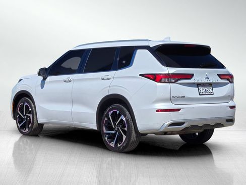 Used 2024 Mitsubishi Outlander SEL FWD image 6