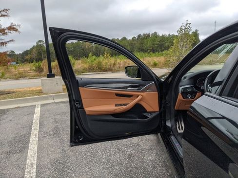 Used 2023 BMW 530i w/ M Sport Package image 52