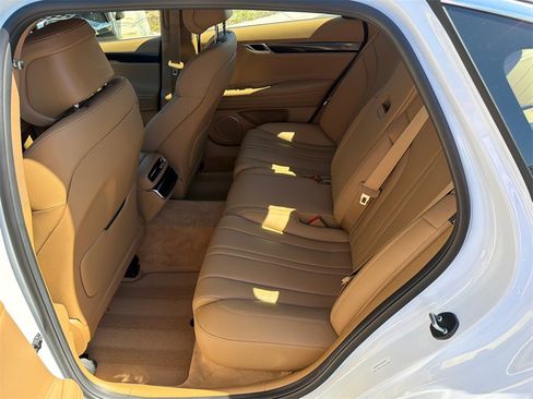 Used 2025 Genesis G80 2.5T image 20