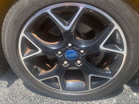 Used 2012 Ford Focus SE FWD image 14