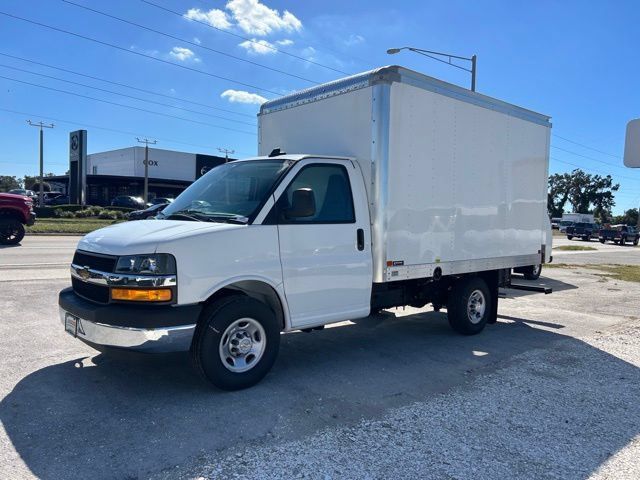 Used 2026 Chevrolet Express 3500 w/ Power Convenience Package RWD image 3