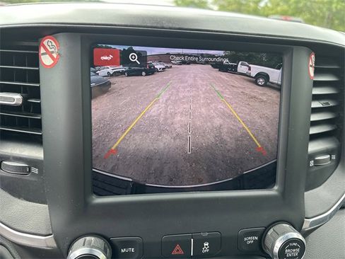 Used 2024 RAM 3500 Big Horn image 29