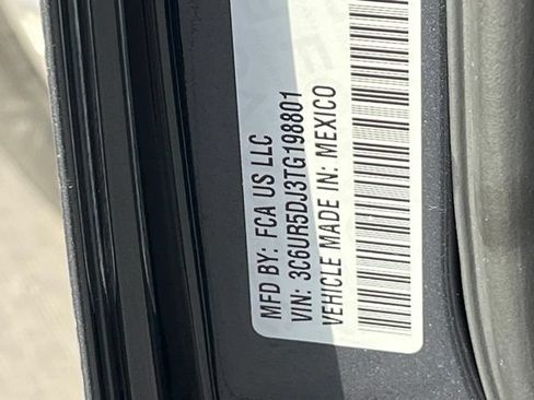Certified 2026 RAM 2500 Big Horn AWD/4WD image 26