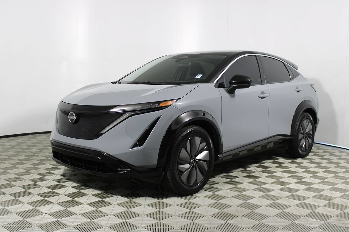 Used 2024 Nissan Ariya FWD image 3