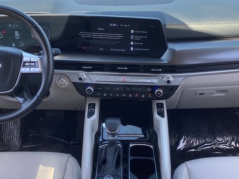Certified 2024 Kia Telluride S FWD image 13