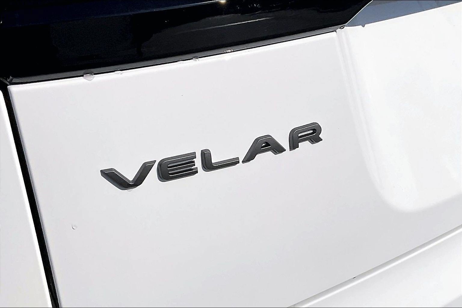 New 2026 Land Rover Range Rover Velar S AWD/4WD image 9