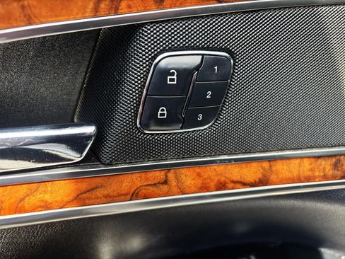 Used 2018 Lincoln MKX Select w/ Select Plus Package AWD/4WD image 17