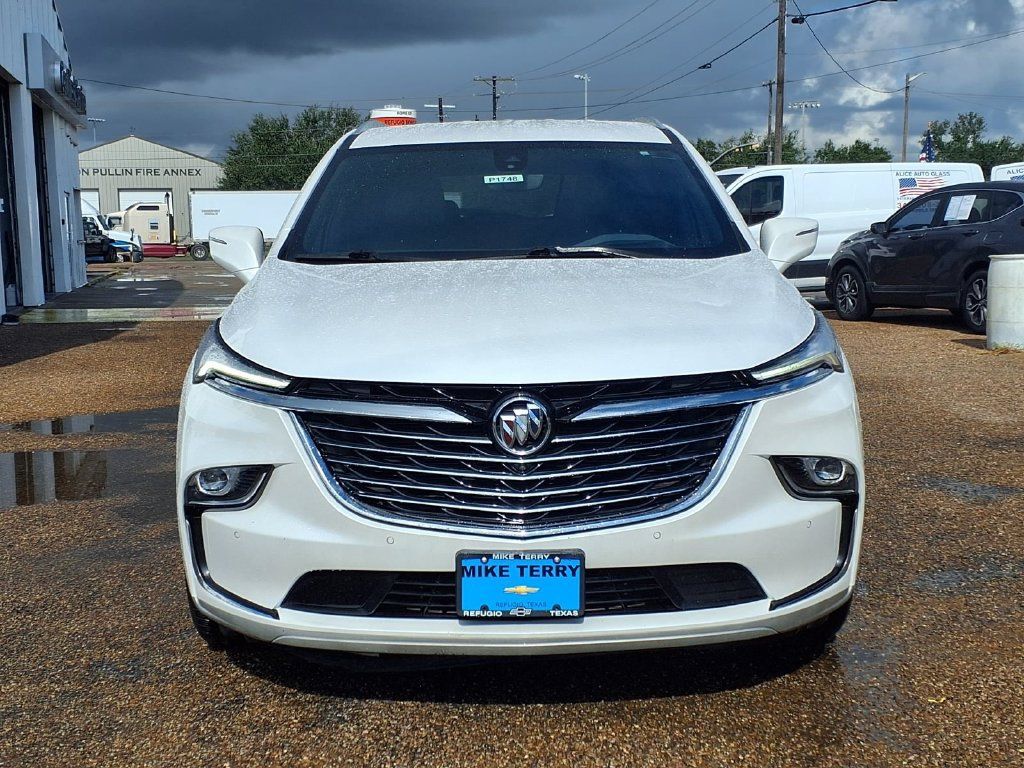 Used 2022 Buick Enclave Premium w/ Surround and Sites Package FWD image 6