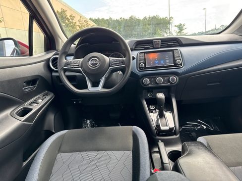 Used 2025 Nissan Versa SV FWD image 22