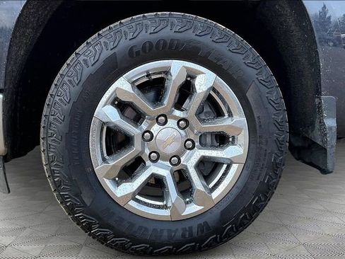 Used 2022 Chevrolet Silverado 1500 LT image 21
